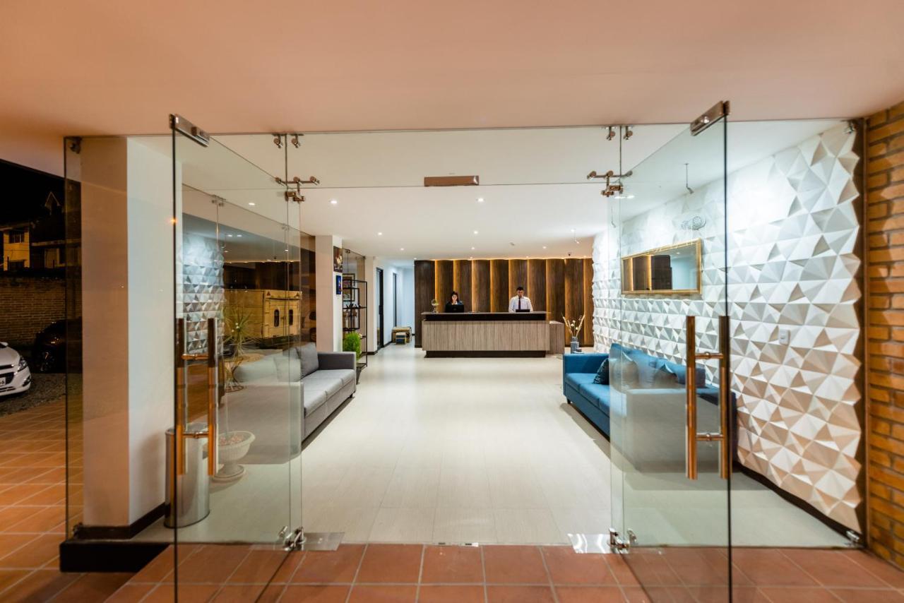 Hotel & Suites En Cuenca, Venue Batan Kültér fotó