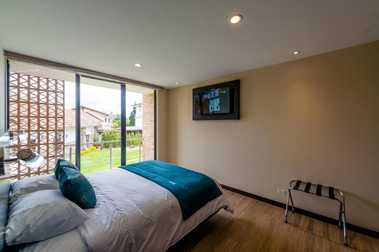 Hotel & Suites En Cuenca, Venue Batan Kültér fotó